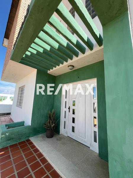 Casa en Venta, Sector Brisamar, Puerta Maraven.