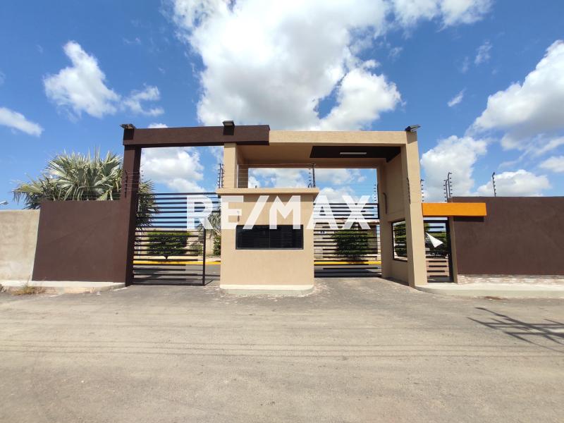 Casa en Venta, Obra Gris, Conjunto Residencial Roca del Valle, Guanadito Sur