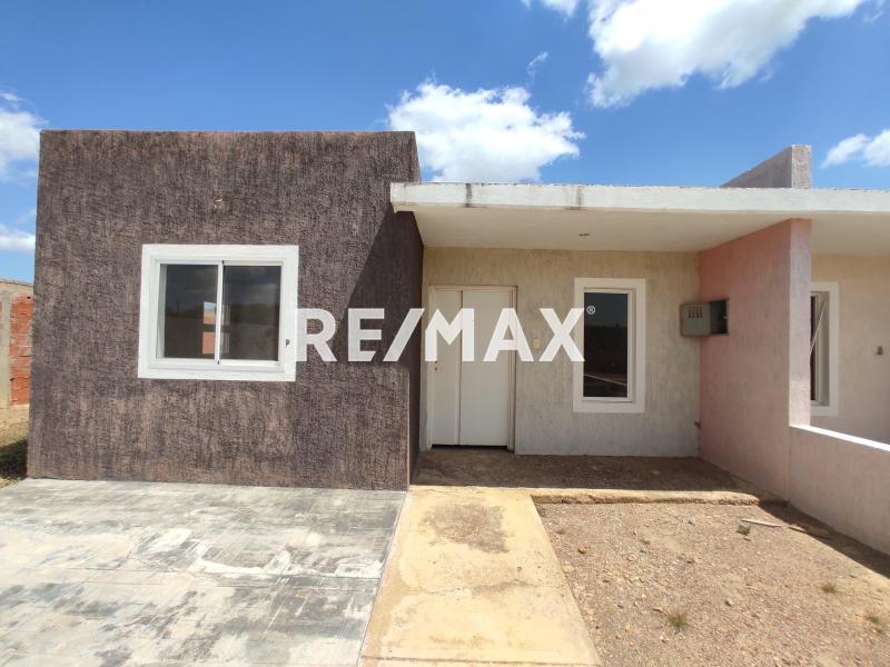 Casa en Venta, Obra Gris, Conjunto Residencial Roca del Valle, Guanadito Sur