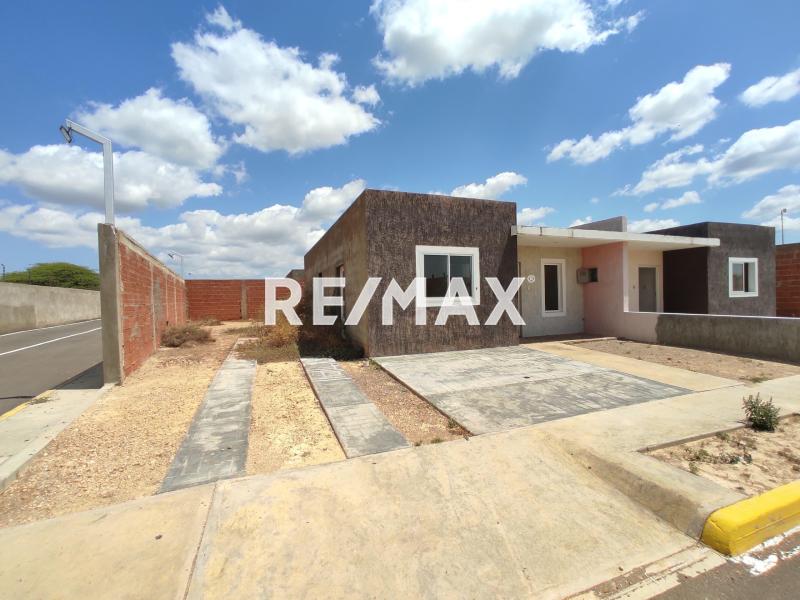 Casa en Venta, Obra Gris, Conjunto Residencial Roca del Valle, Guanadito Sur