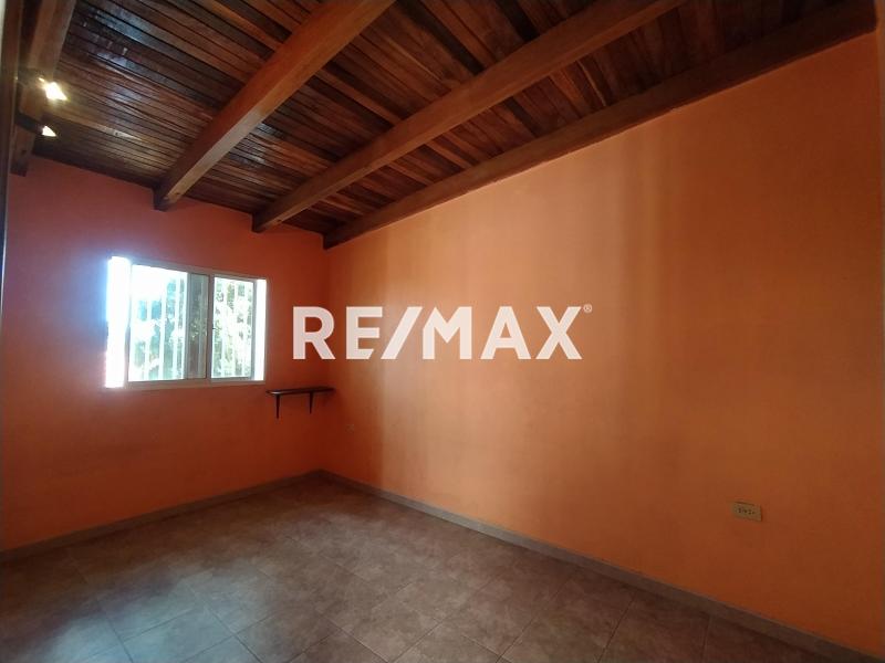 Apartamento tipo anexo en alquiler en la Urb. Guaranao II. Punto  Fijo