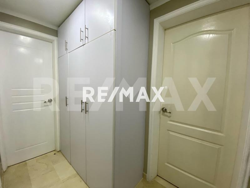 Townhouse en venta en Terranova. Punto Fijo