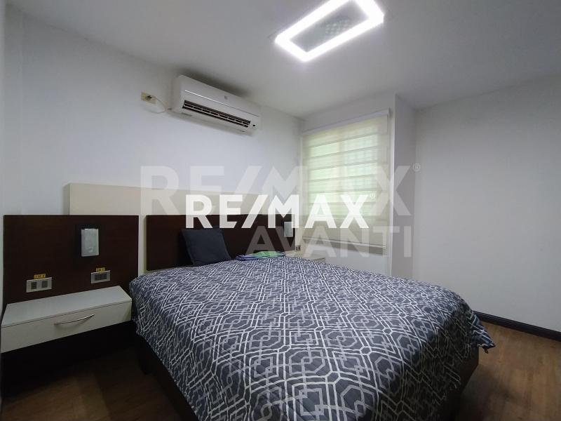 Townhouse en venta en Terranova. Punto Fijo