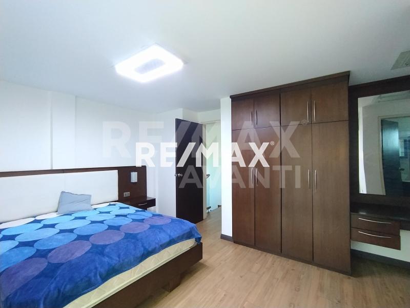 Townhouse en venta en Terranova. Punto Fijo