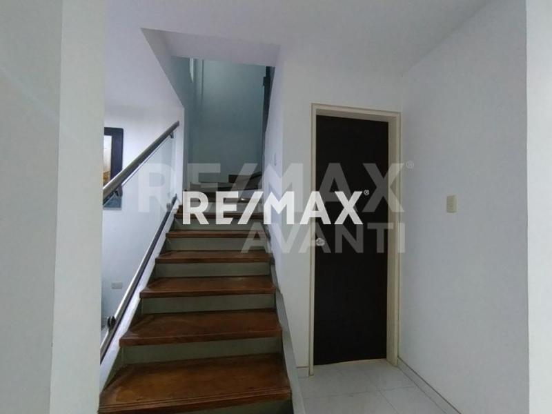 Townhouse en venta en Terranova. Punto Fijo