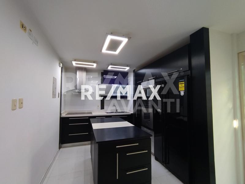 Townhouse en venta en Terranova. Punto Fijo