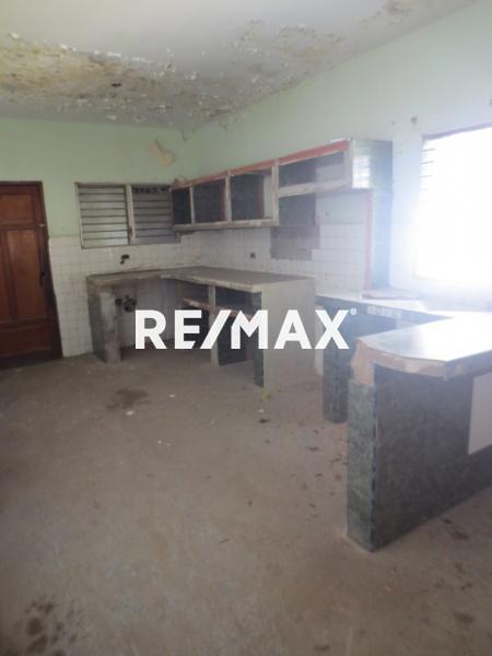 TERRENO EN VENTA, CON BIENECHURÍAS, PUERTA MARAVEN