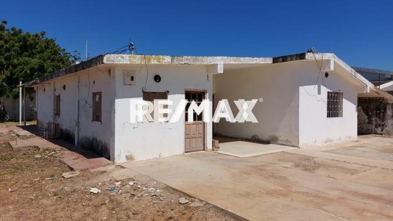 Casa en Venta, Calle Niquitao, Puerta Maraven.