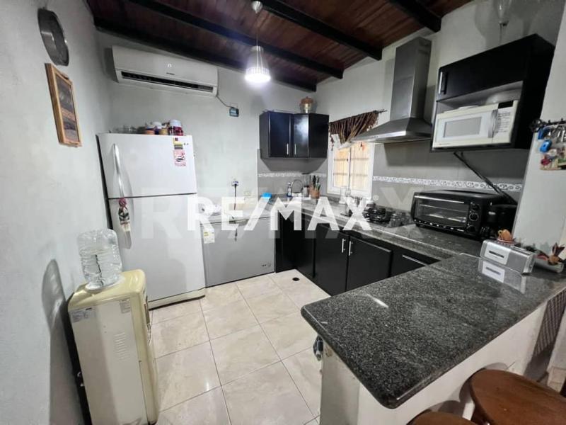 SE VENDE HERMOSA PROPIEDAD. PUERTA MARAVEN URBANIZACION TERRAZAS DEL CARIBE