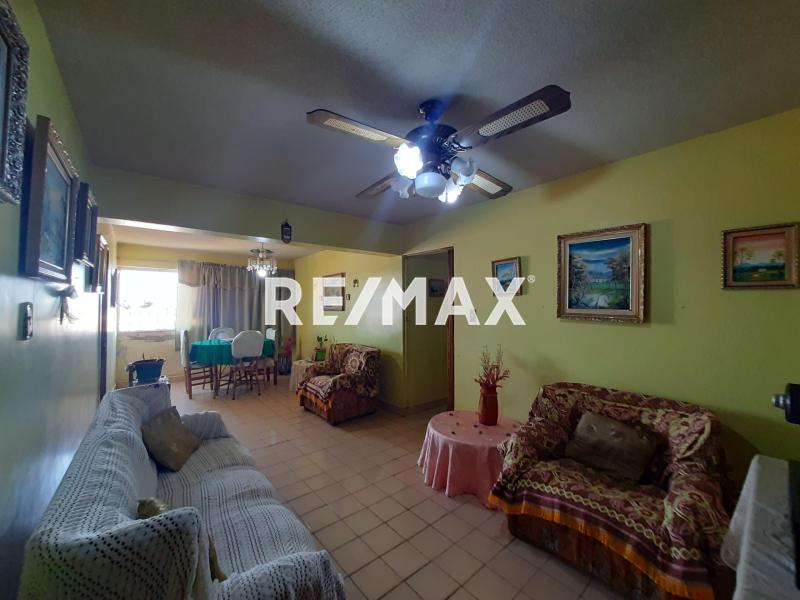 Apartamento en Alquiler, Santa Irene.