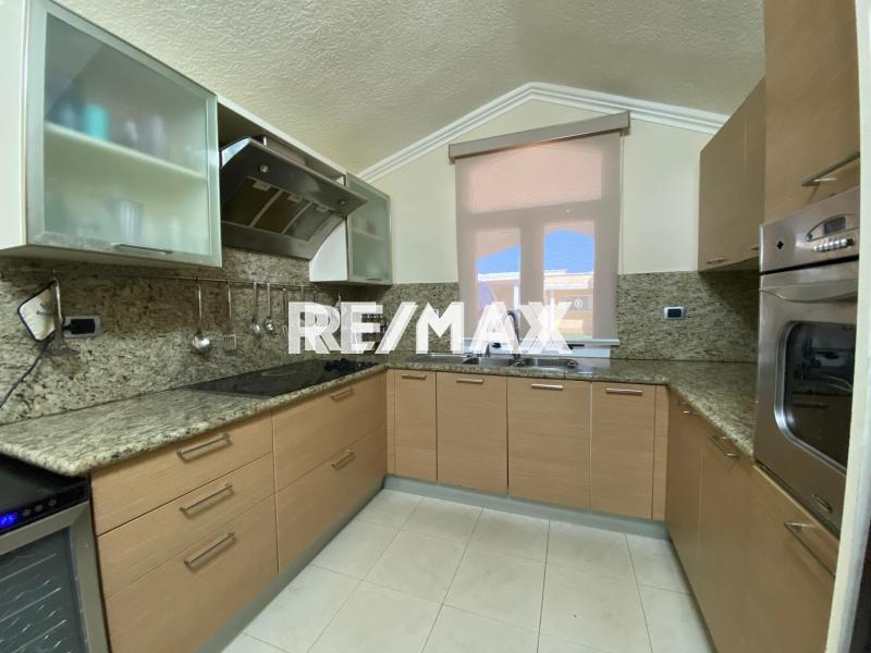 Vivienda en Venta Amoblada, Conjunto Privado.