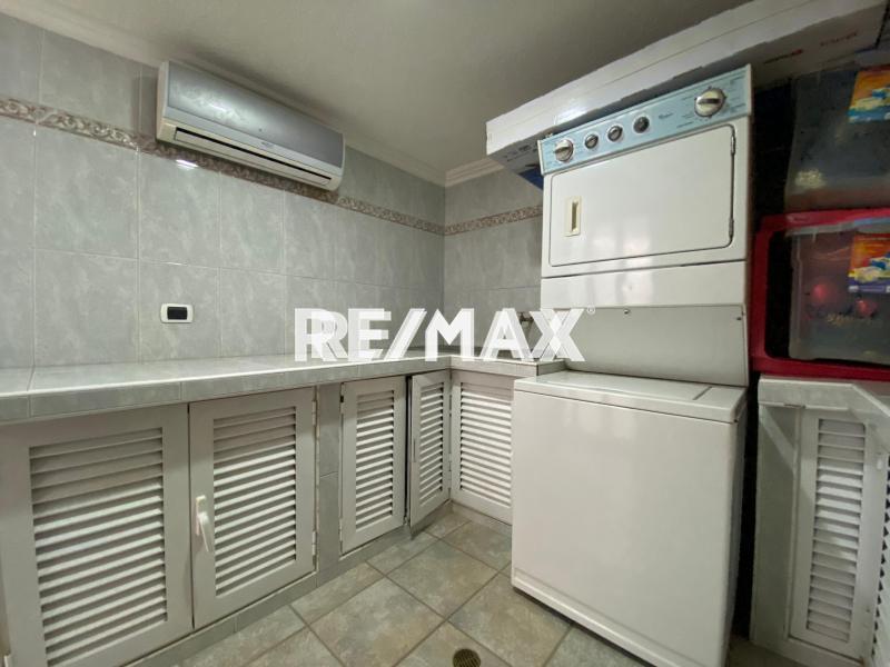 Vivienda en Venta Amoblada, Conjunto Privado.
