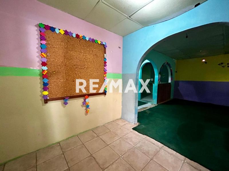Local Comercial en Comunidad Cardón