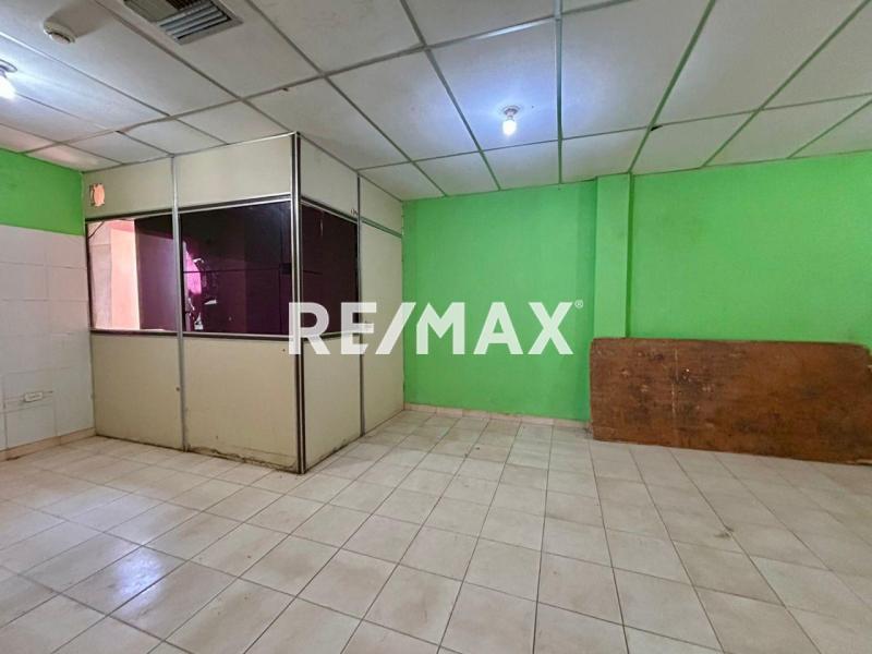 Local Comercial en Comunidad Cardón
