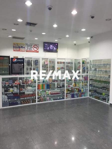 Edificio en Venta, Centro de Punto Fijo.