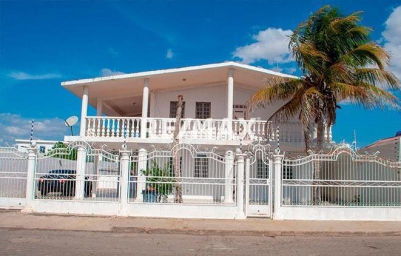 Casa en Venta Ur. Zarabon, Punto Fijo Estado Falcon