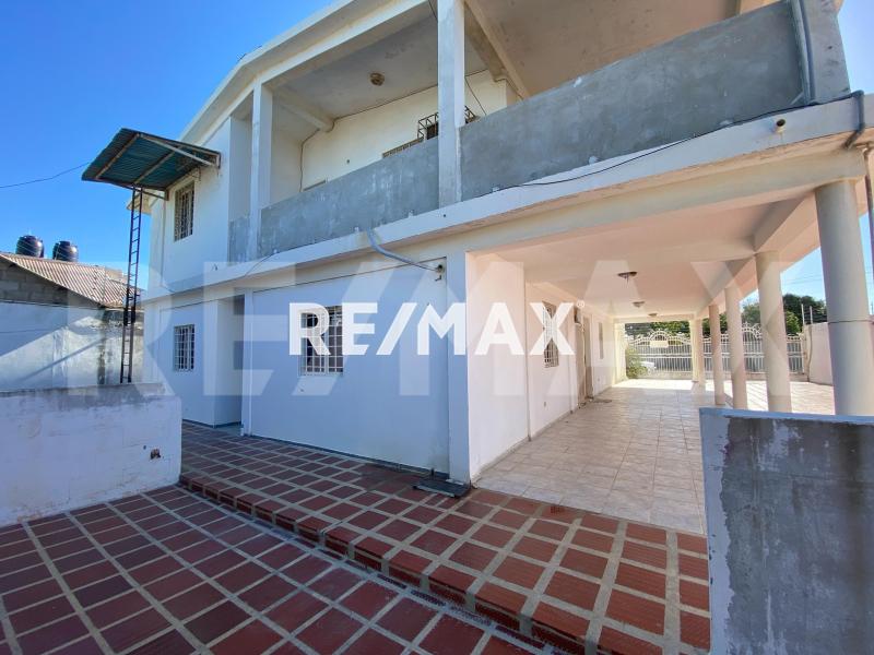 Casa en Venta Ur. Zarabon, Punto Fijo Estado Falcon