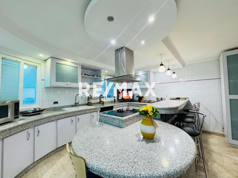 Exclusiva casa en Venta, Urbanización Santa Fe.