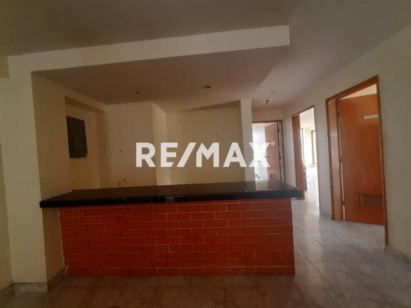 Edificio en Venta, Punto Fijo.