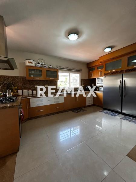 Casa en Venta, Maraven, Comunidad Cardon