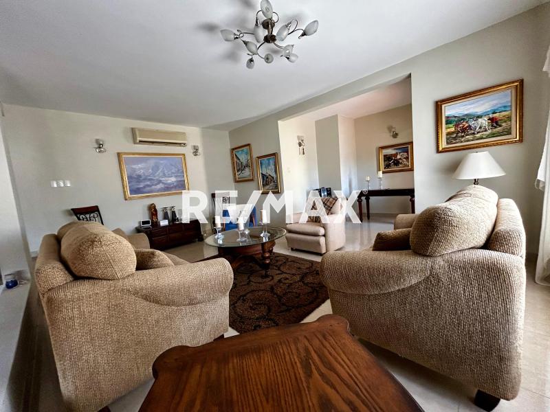 Casa en Venta, Maraven, Comunidad Cardon