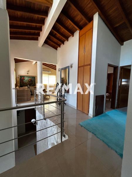 Casa en Venta, Maraven, Comunidad Cardon