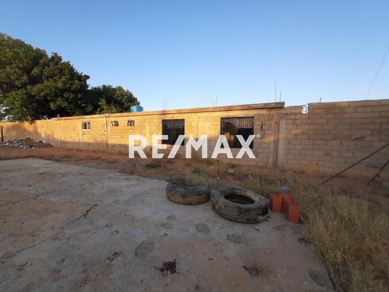 Terreno en Venta, El Cardón.