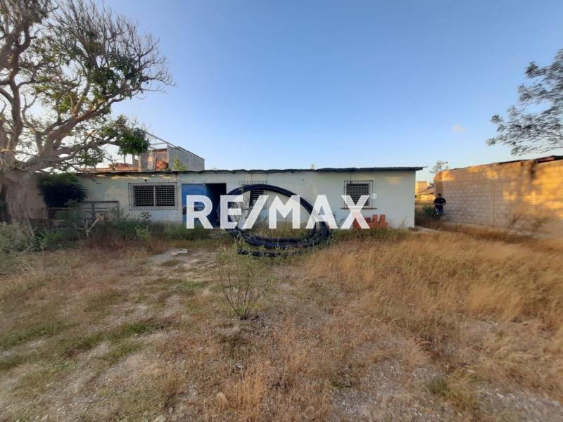 Terreno en Venta, El Cardón.