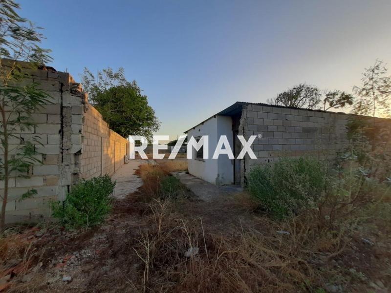 Terreno en Venta, El Cardón.