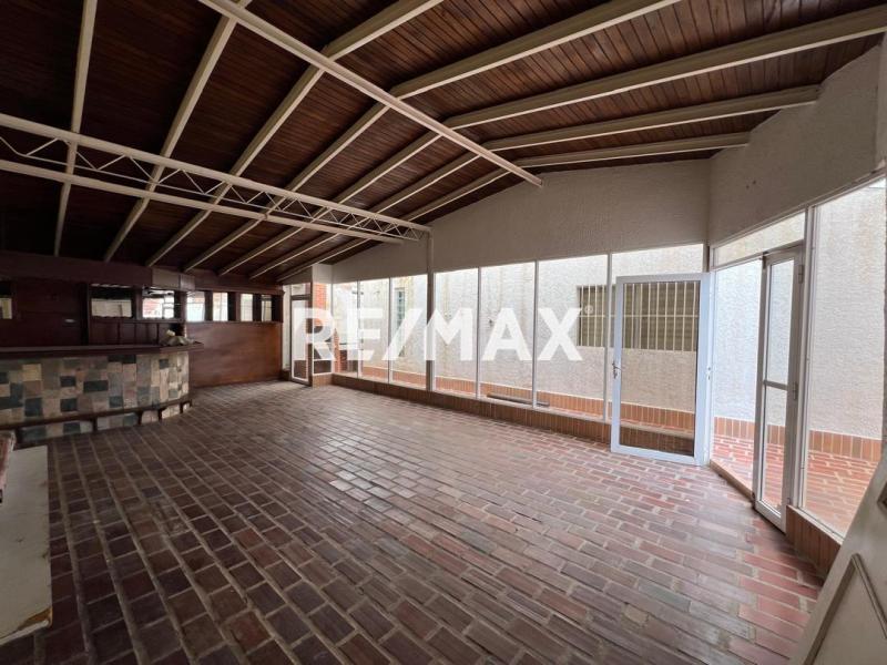 CASA EN VENTA PUERTA MARAVEN