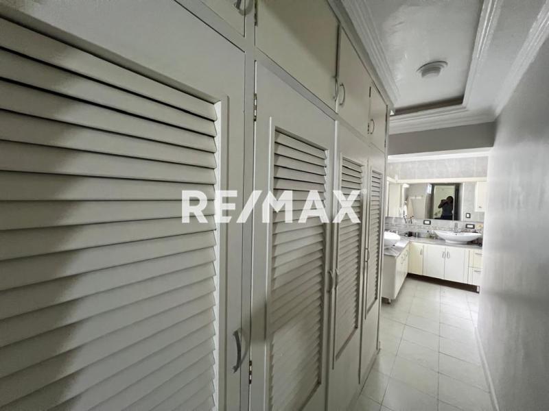 CASA EN VENTA PUERTA MARAVEN
