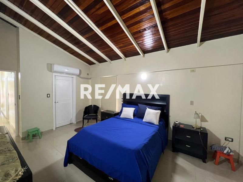 CASA EN VENTA PUERTA MARAVEN