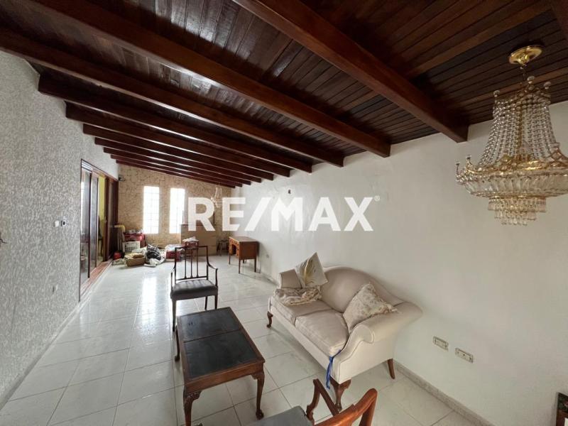 CASA EN VENTA PUERTA MARAVEN