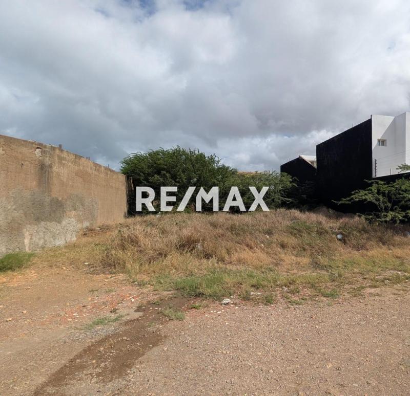 Venta de terreno Casacoima II