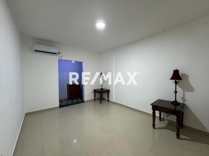 Casa en Venta. Urb. Las Virtudes