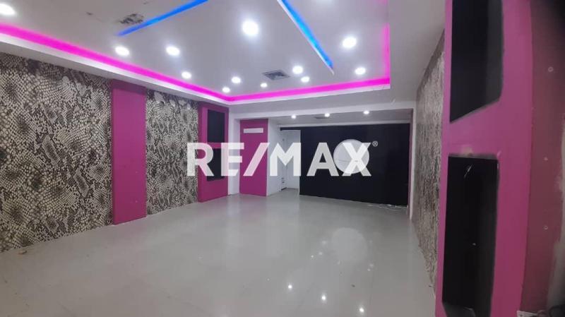 Local Comercial en Venta. C.C. Las Virtudes Planta Baja