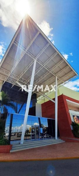 Local Ubicado en el Centro Comercial Las Virtudes