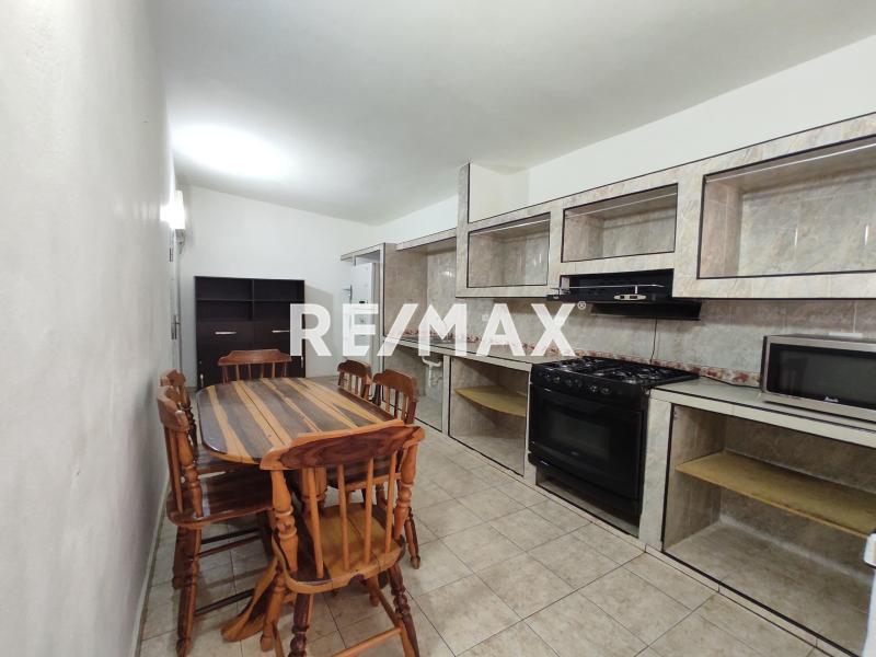 Casa en Alquiler, Urb. San Rafael