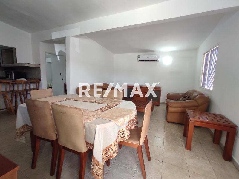 Casa en Alquiler, Urb. San Rafael