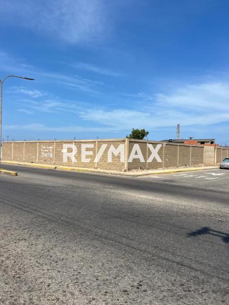 TERRENO EN VENTA AV, JOSEFA CAMEJO DE PUNTA CARDON