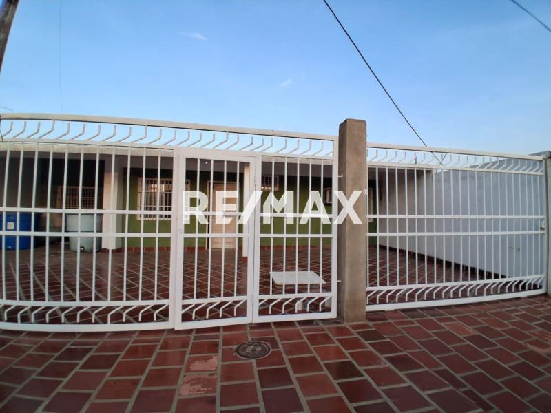 Casa en Alquiler Urb. Maraquiva Puerta  Maraven