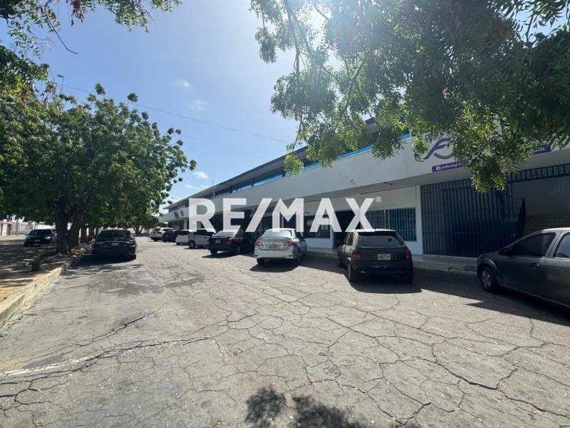 LOCAL COMERCIAL EN VENTA,  Puerta Maraven