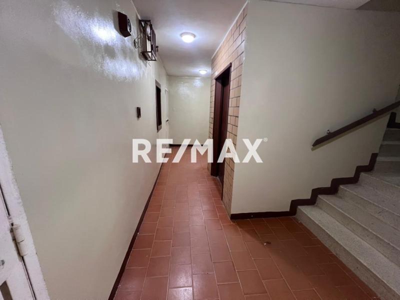 EN VENTA APARTAMENTO. SANTA FE. URBANIZACION LA FLORIDA