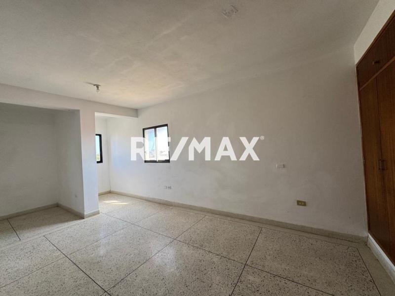 Apartamento en Venta. Punto Fijo