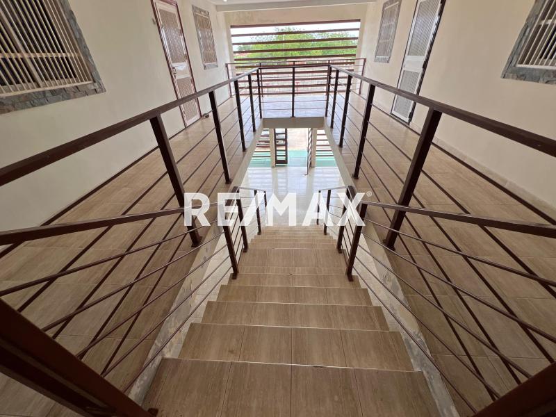 Se vende hermoso apartamento. Guanadito Sur.