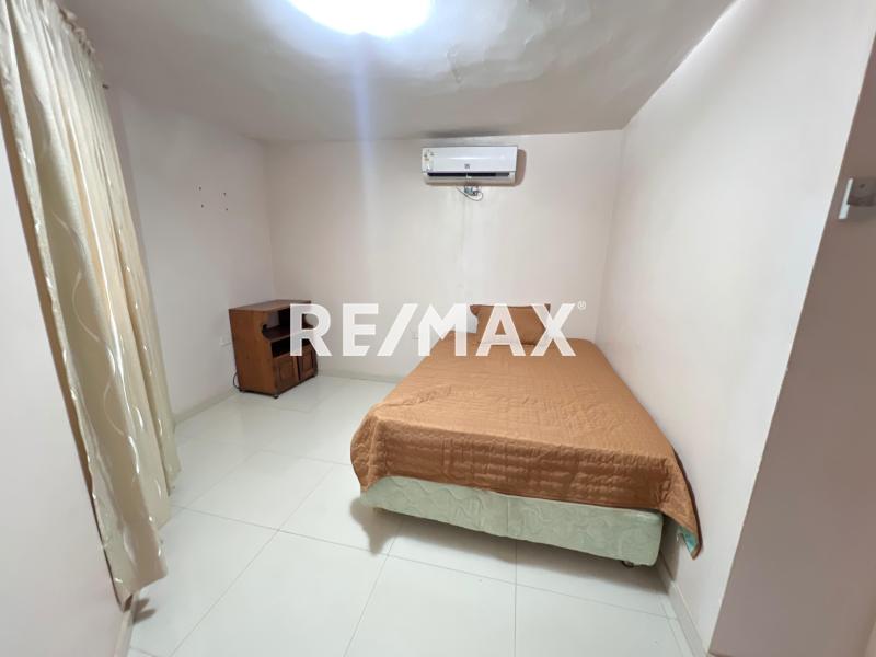 Se vende hermoso apartamento. Guanadito Sur.