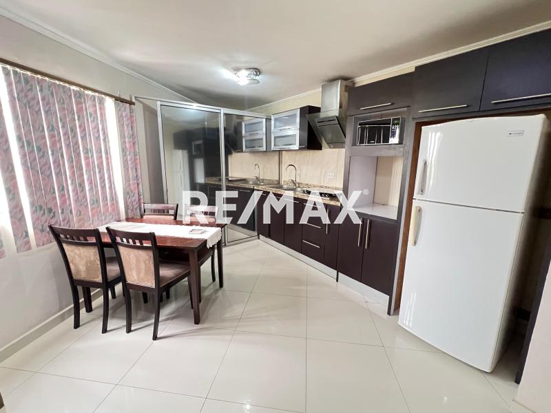Se vende hermoso apartamento. Guanadito Sur.