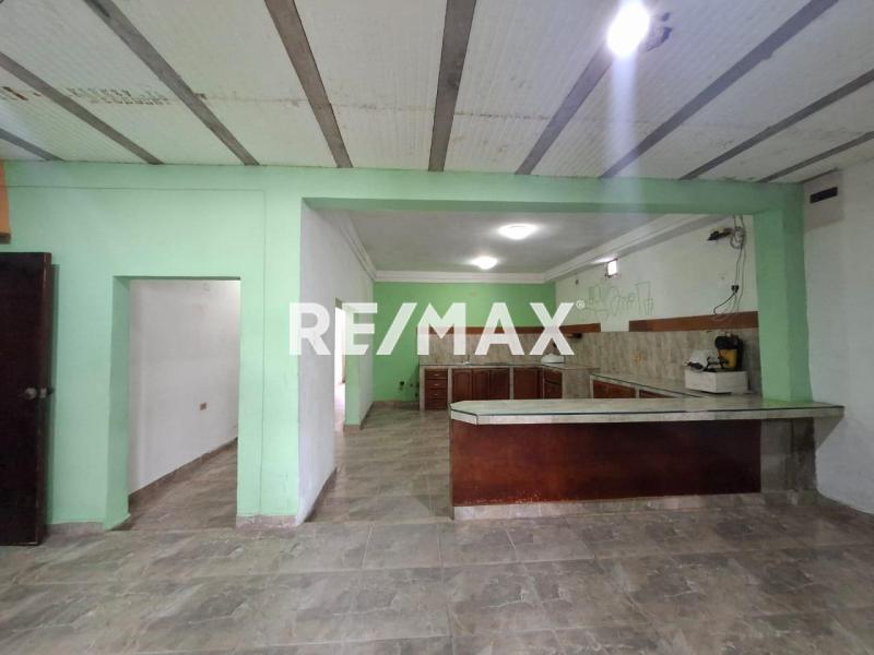 Casa en Venta, centro de Punto Fijo.
