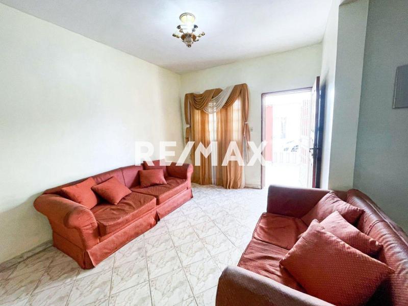 Casa en Venta, Urbanización Santa Irene