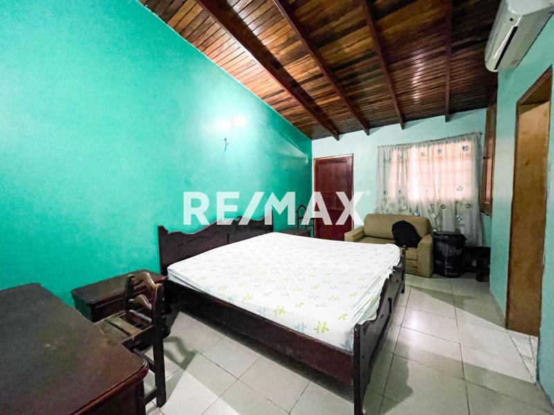 Casa en Venta, Urbanización Santa Irene